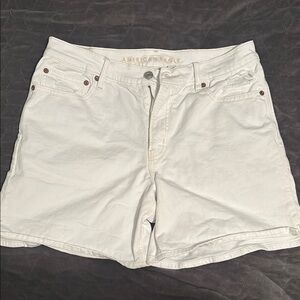 American Eagle Outfitters White Relaxed Shorts